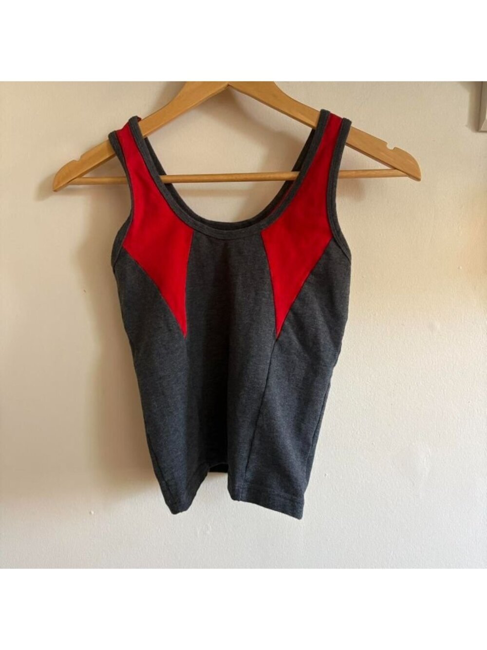 Y2K Sporty Tank Top — Merengue Couture - Picture 3 of 3